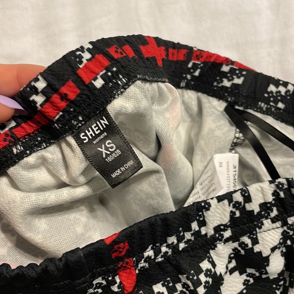 NWOT Bodycon Mini Skirt - Picture 5 of 5